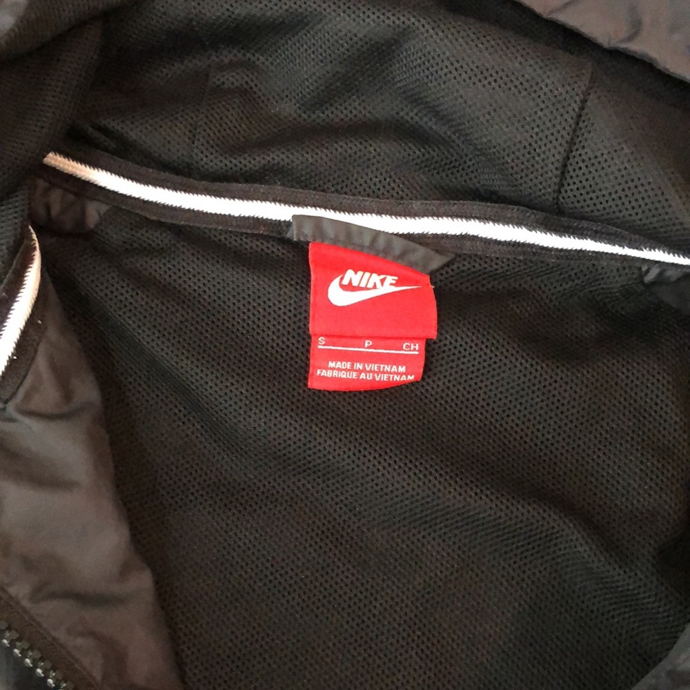 Nike Jacket - Picture 2 of 3
